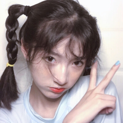 奶凶女头