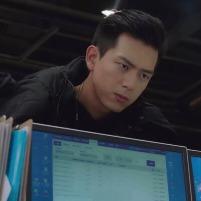 韩商言&佟年,李现&杨紫,亲爱的热爱的情头