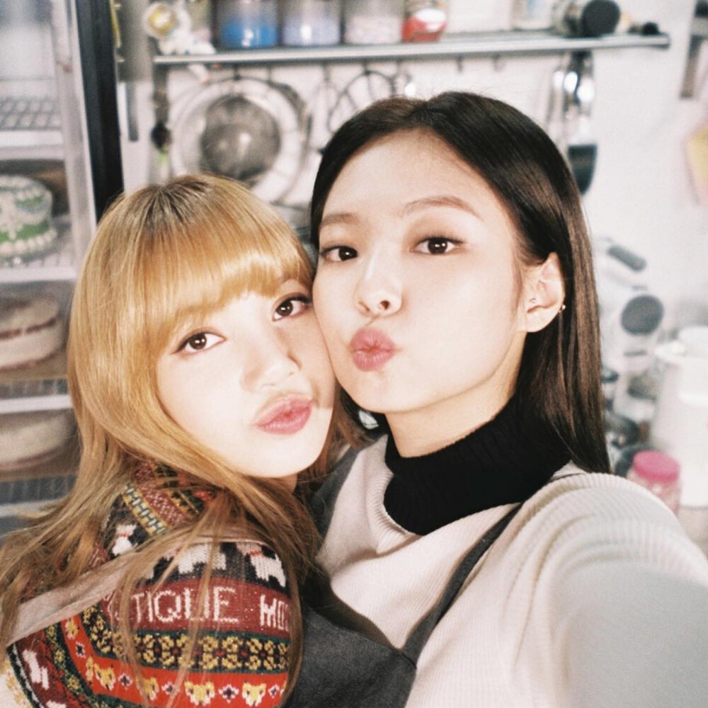 lisa / jennie