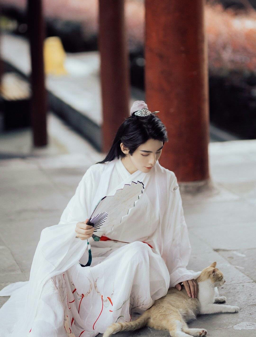 淡辉夕颜,公子如玉,是你执一把青伞,为我许下一世长安)古风汉服真人男