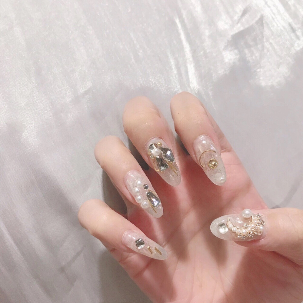 高级感日系美甲 - 堆糖,美图壁纸兴趣社区