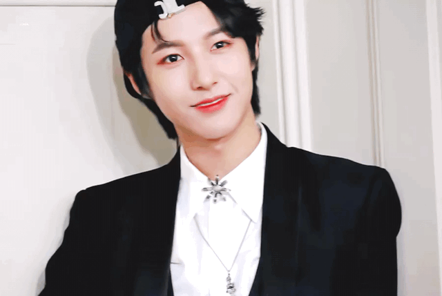 nct dream 黄仁俊 gif