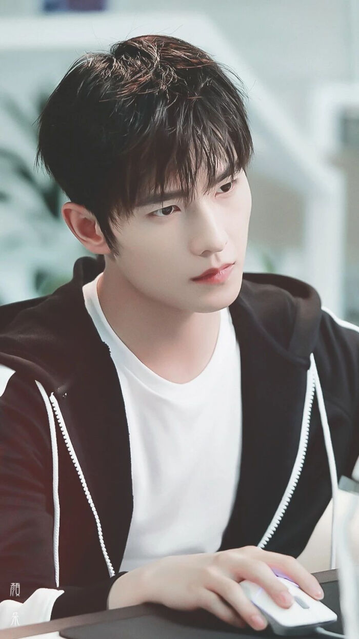 杨洋叶修电视剧《全职高手》