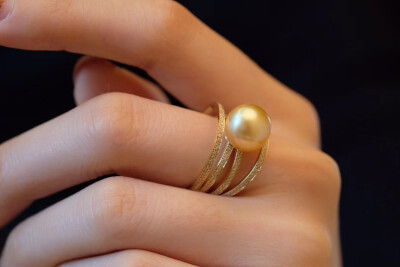 【金珍珠戒指】10-11mm正圆强光无暇浓金色金珍珠.