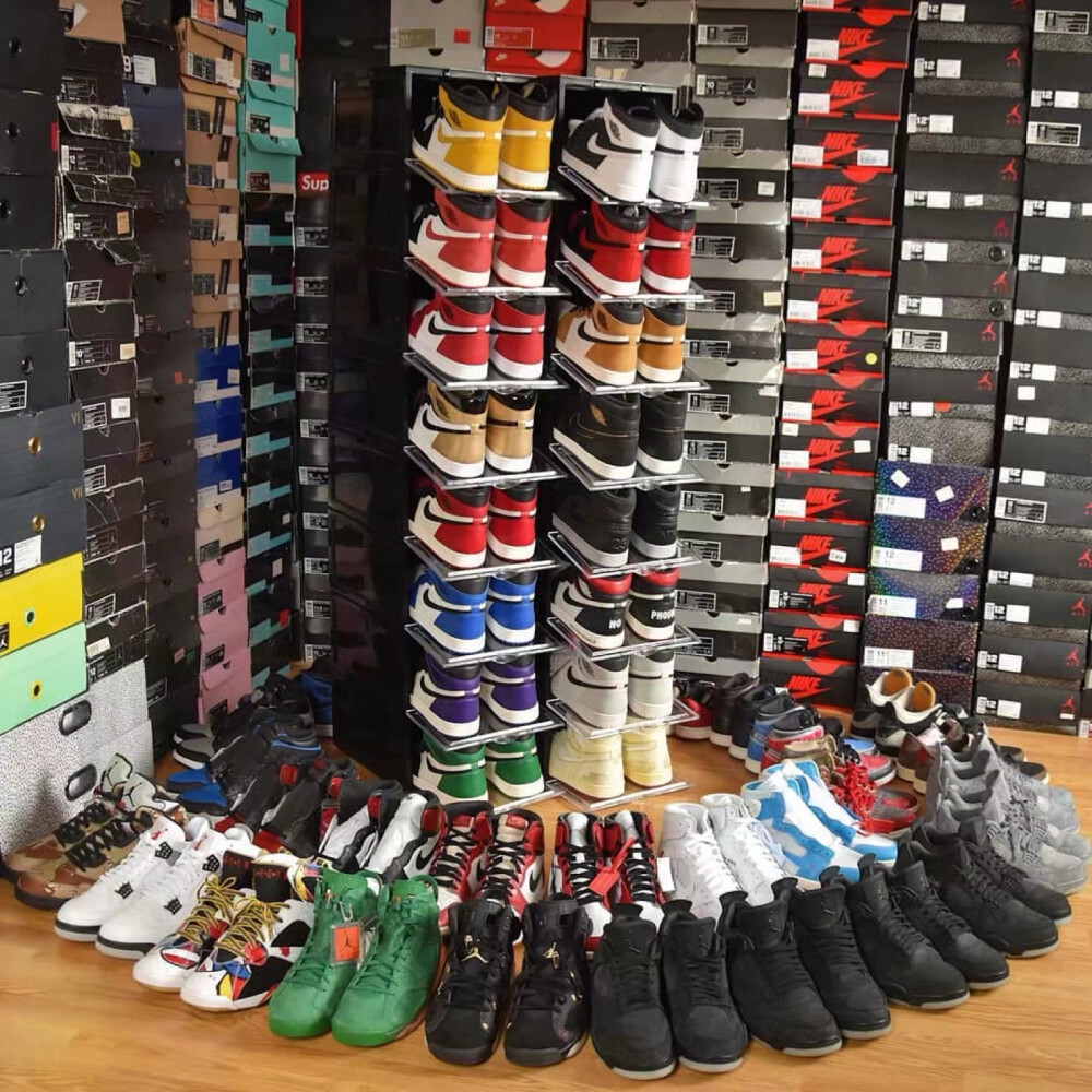 sneaker