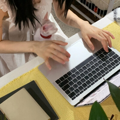 咬一口小奈樱