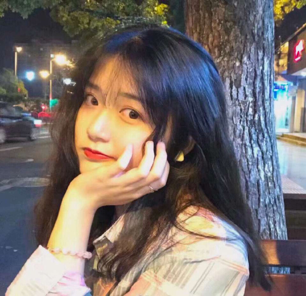 女生 头像 x
