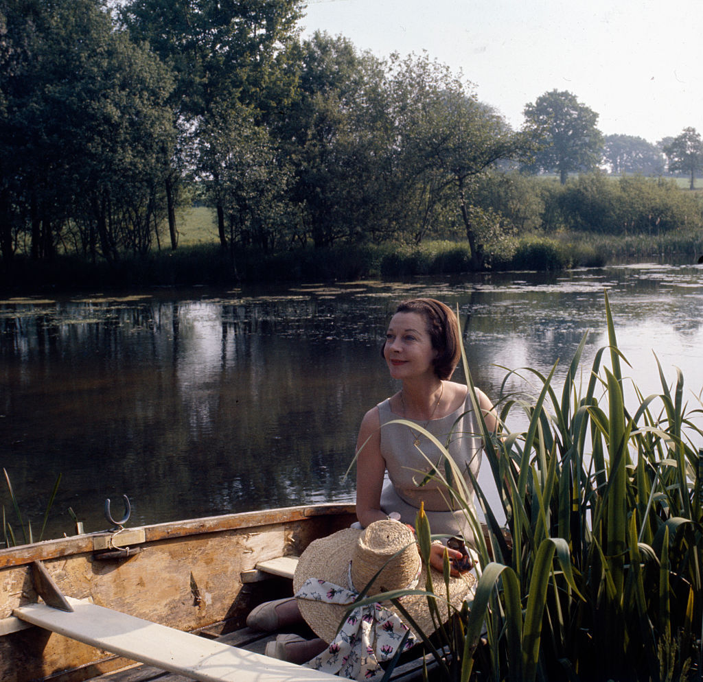 vivien leigh photographed by george douglas at tickerage mill