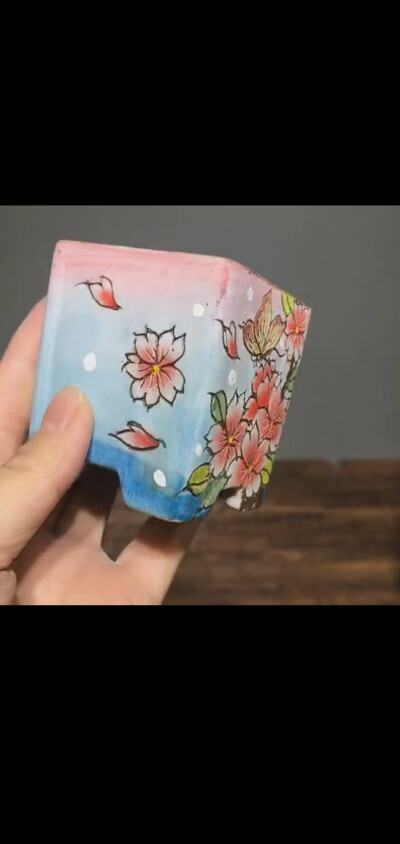 手绘花盆
