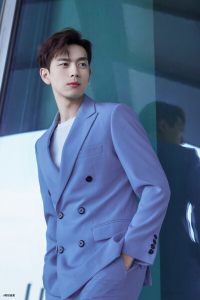 李现 武汉 华为荣耀发布会 cr.现役追星