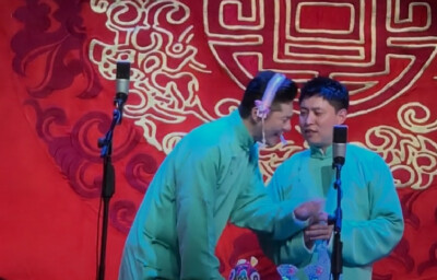 【德云社&谢金李鹤东】无比美丽的师爷大家连连情侣头像啊虽然高糊
