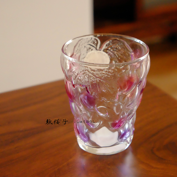 日本进口石冢硝子彩色紫浮雕葡萄玻璃家用水杯果汁酒杯清凉夏季