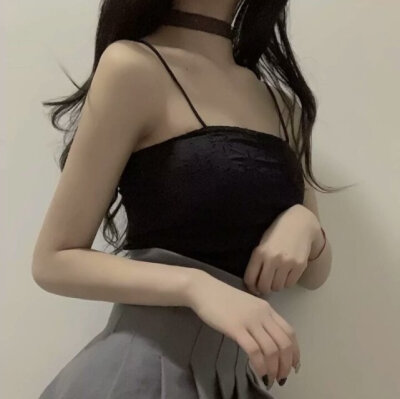 女头真人全身