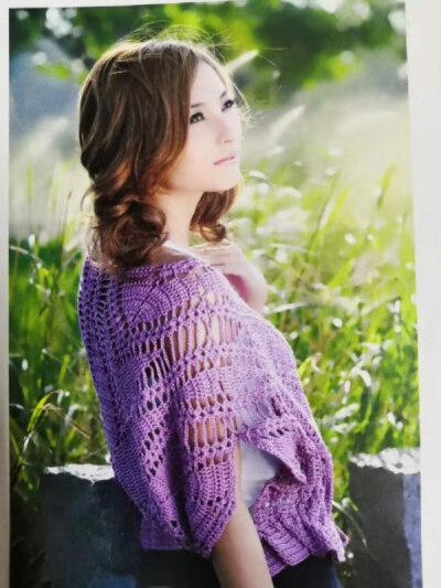 莲花钩针衣服