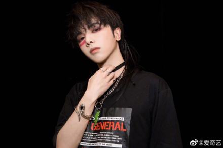 华晨宇 成都音乐节 太好看了