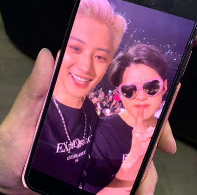 朴灿烈/竹马/幸运粉丝手机里合照的灿勋 高清头像 高清壁纸系列