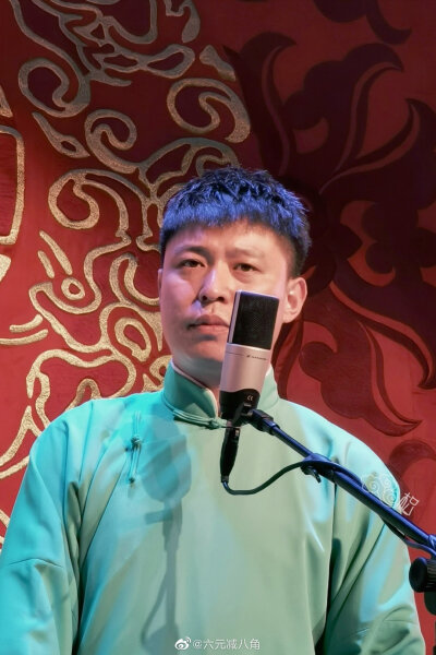 李鹤东