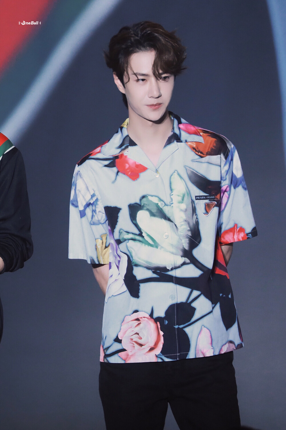 190921陈情令泰国见面会uniq王一博crlogo