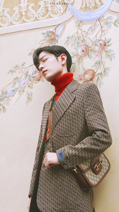 肖战× 米兰时装周 cr:azure-epic