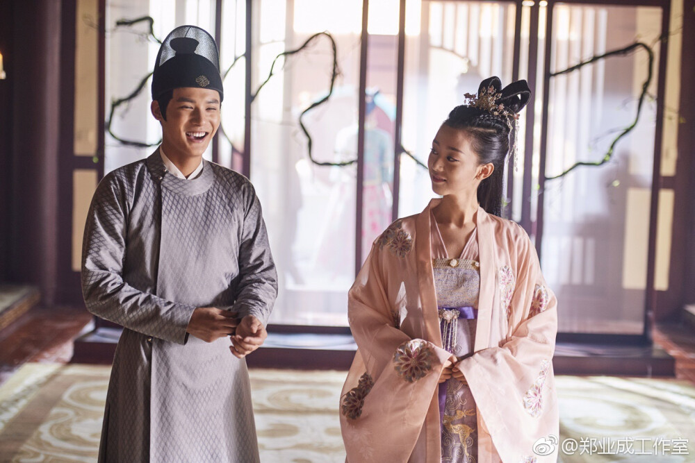 颤抖吧阿部之朵星风云郑业成 饰 唐青风徐沐婵 饰 南阳公主/朵星星