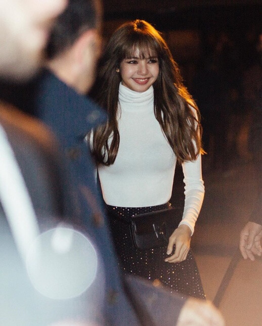 lalisa manoban 甜豆莎 人间celine上线