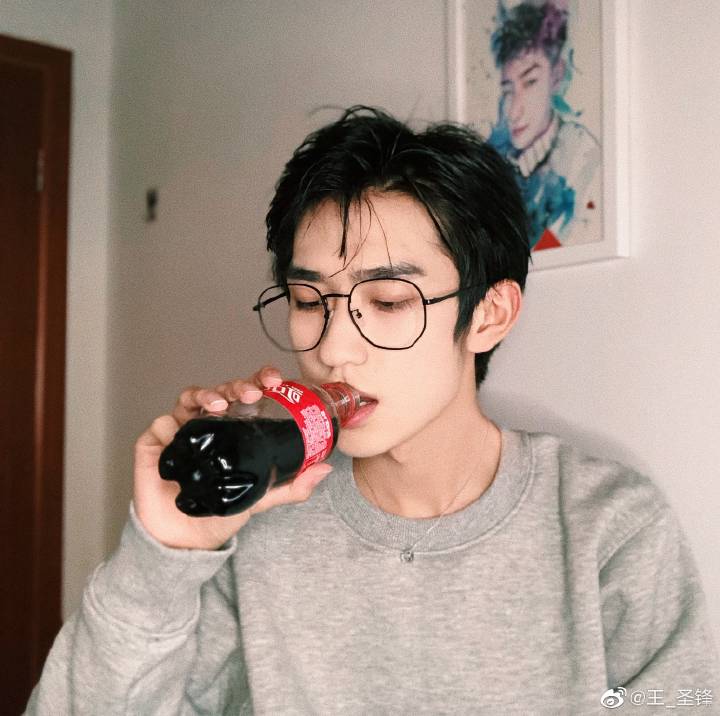 宝藏男孩子啊