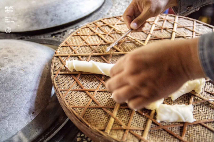 温州 泰顺,阳光正好刚出炉的米面层味道恰好[色]