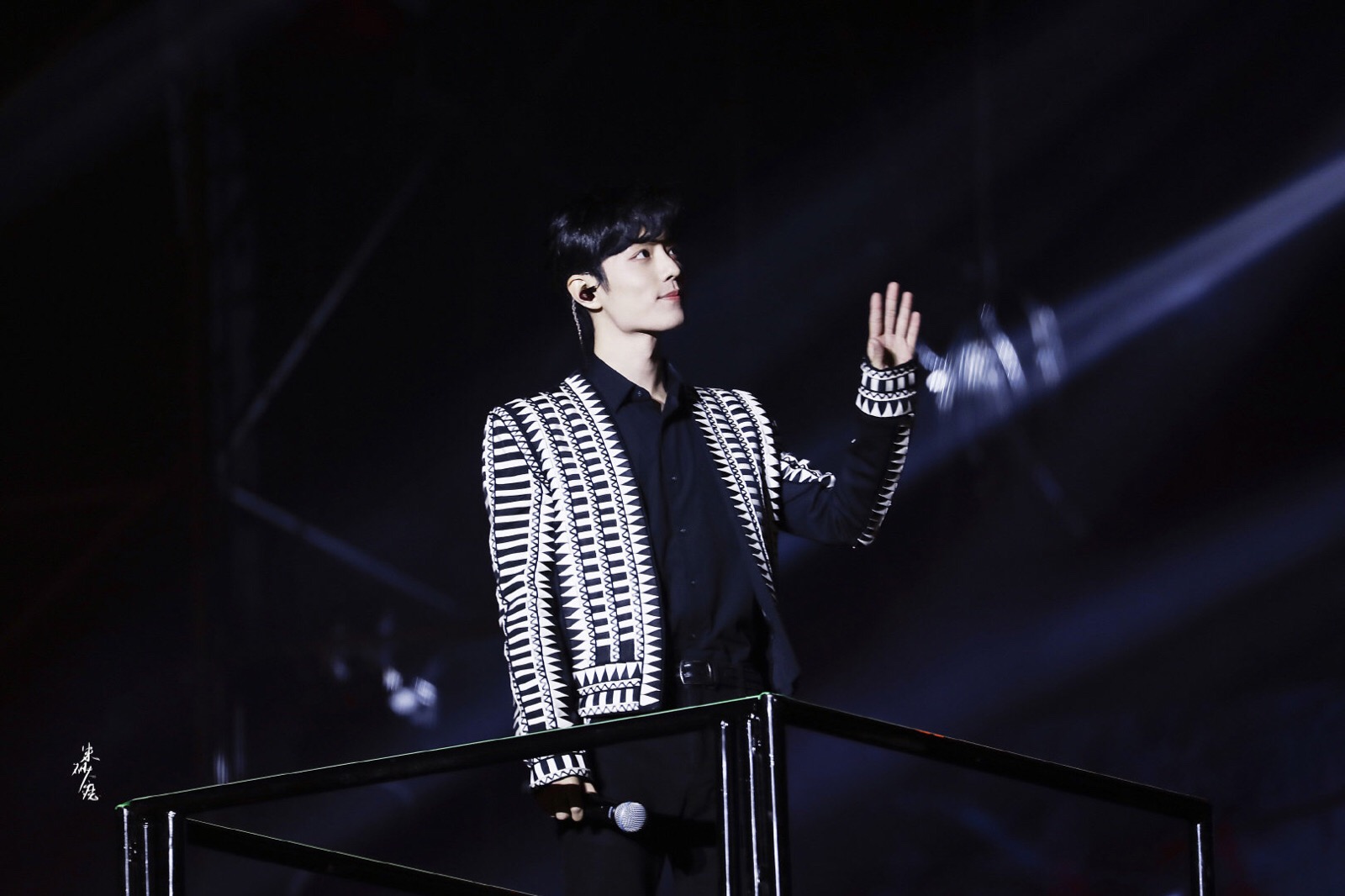 11.2. 陈情令演唱会肖战
