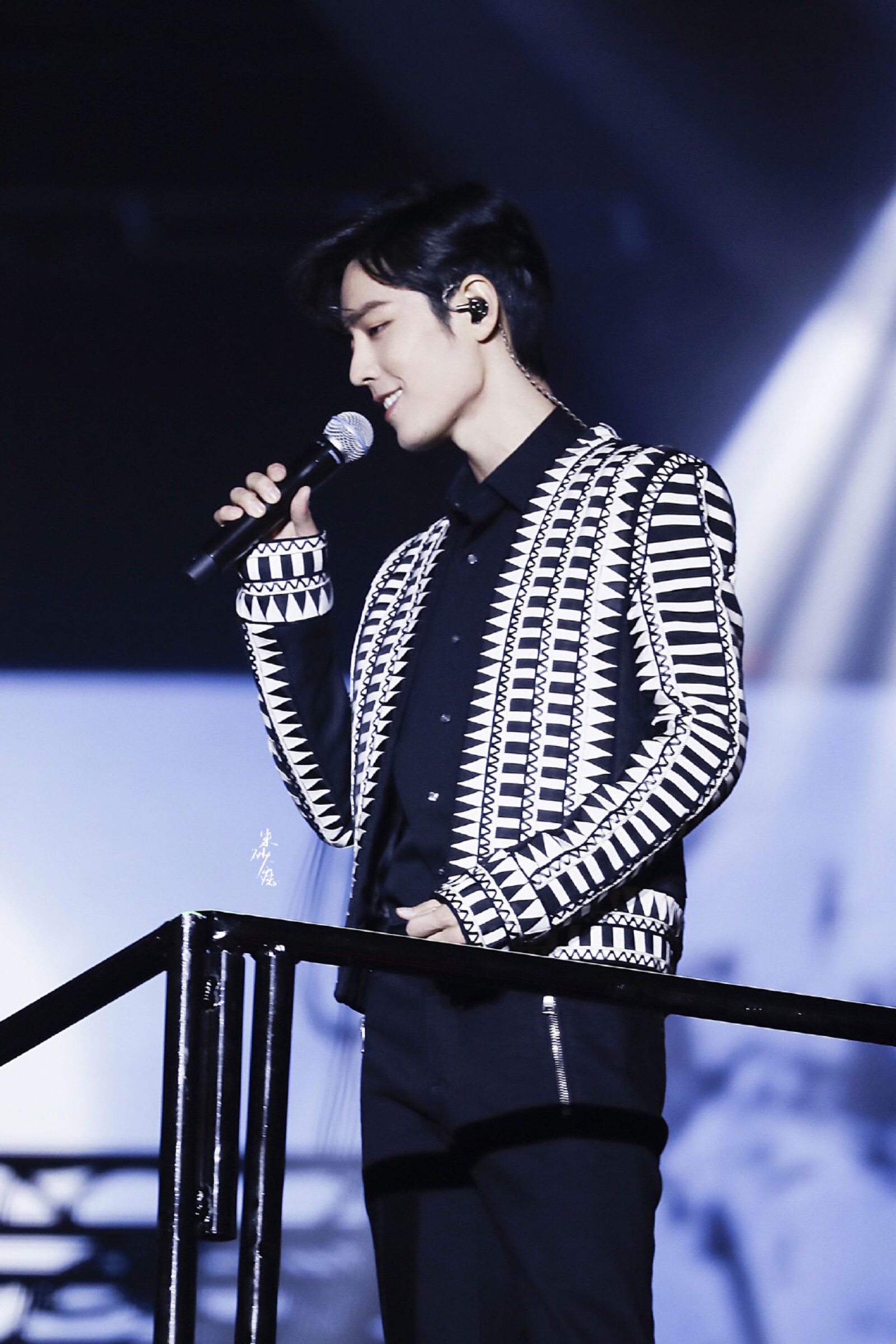 11.2. 陈情令演唱会肖战