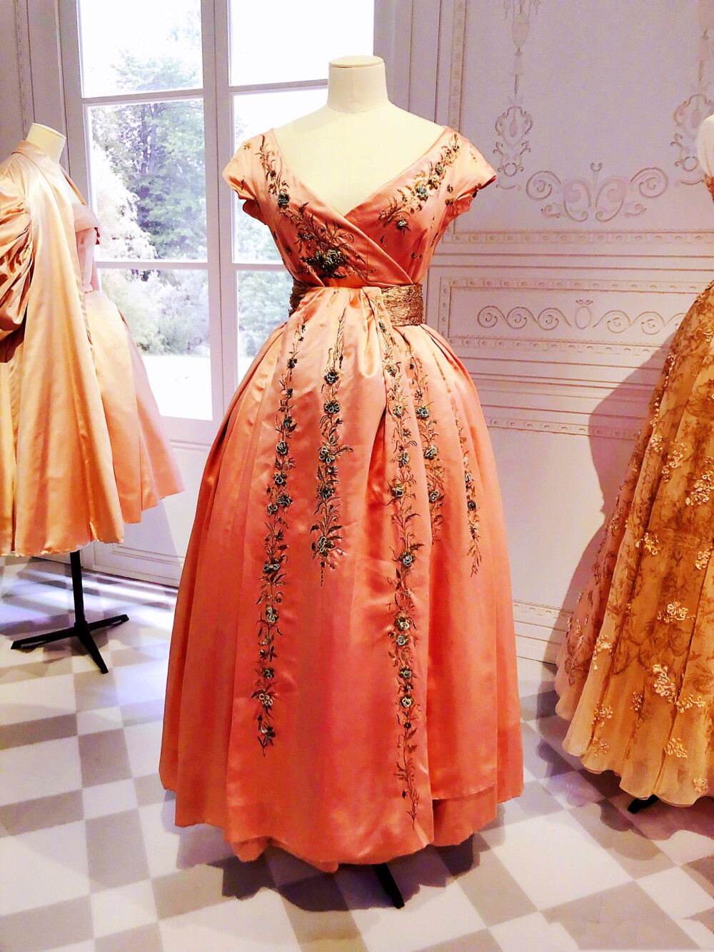 世界上怎么会有这么好看的衣服真的美丽.