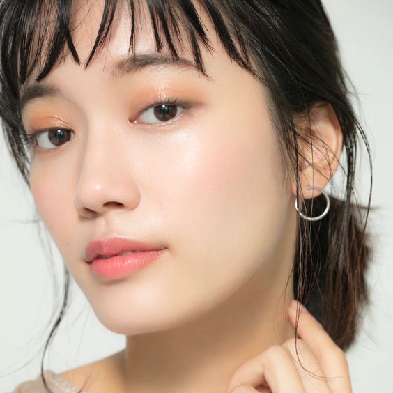 妆成这样 | 时尚视频杂志mine(マイン)美妆 彩妆 日妆