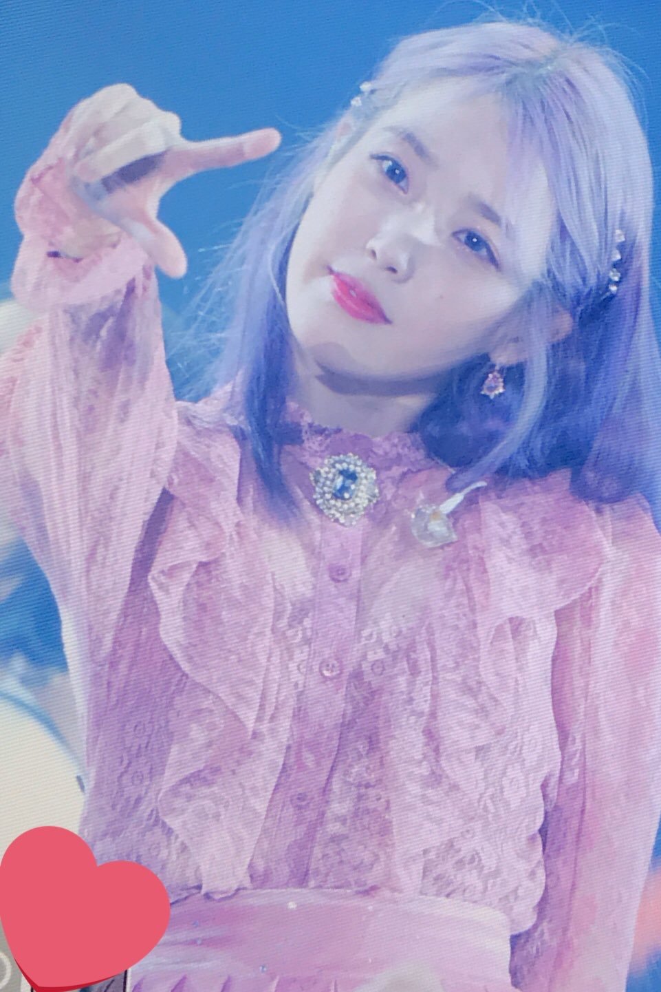 李智恩紫色头发壁纸图片