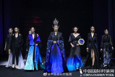 2020春夏国际时装周盖娅传说