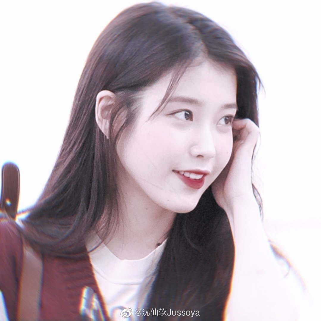 iu 可爱女头 李知恩小时候