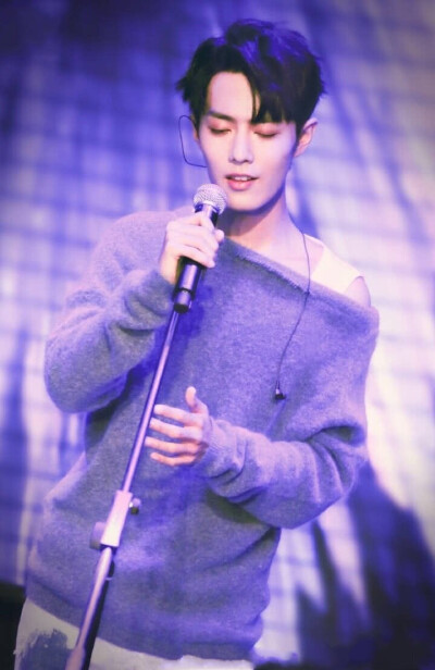 肖战 锁屏 壁纸 背景