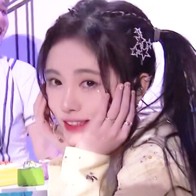 鞠婧祎 头像