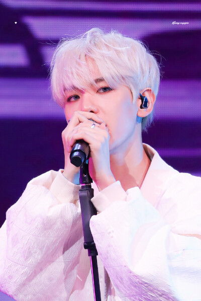 边伯贤超话 @baekhyunee7 191111 superm, fort worth un village