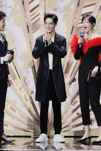 肖战 北京芭莎慈善夜191116