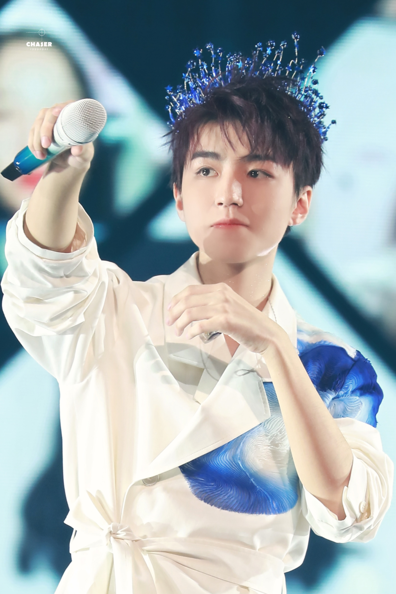 11.01 王俊凯2019无边界演唱会×cr:logo