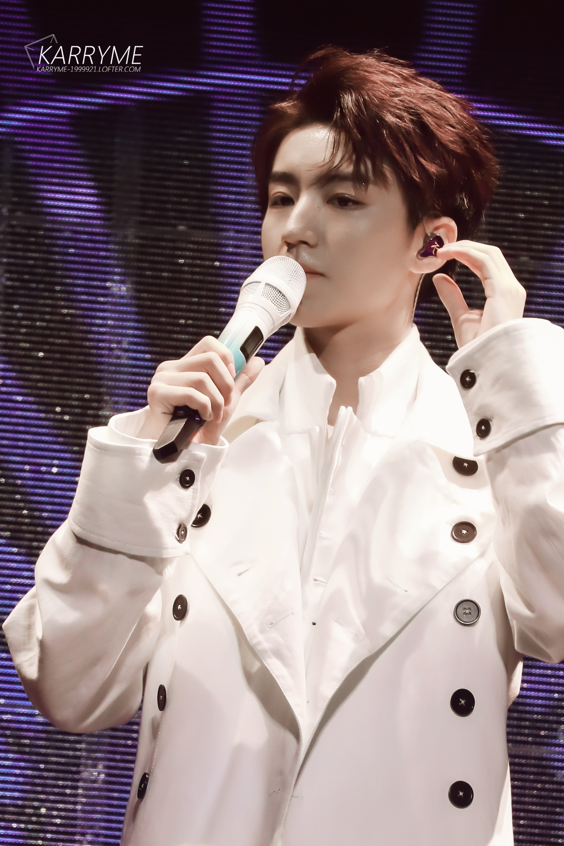 11.01 王俊凯2019无边界演唱会×cr:logo