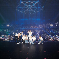 exo-舞台