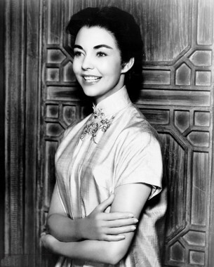 穿旗袍的好莱坞女星珍妮弗琼斯1955