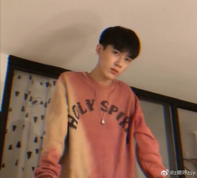 叶航成图片