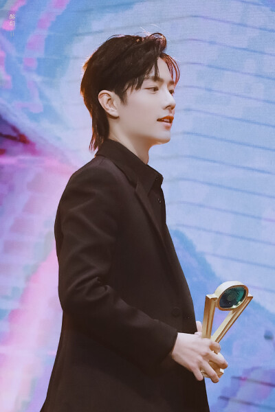 191206 爱奇艺尖叫之夜肖战