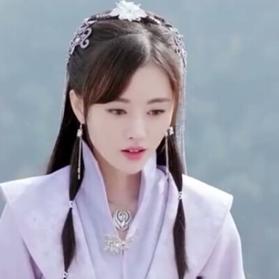 鞠婧祎,雪飞霜