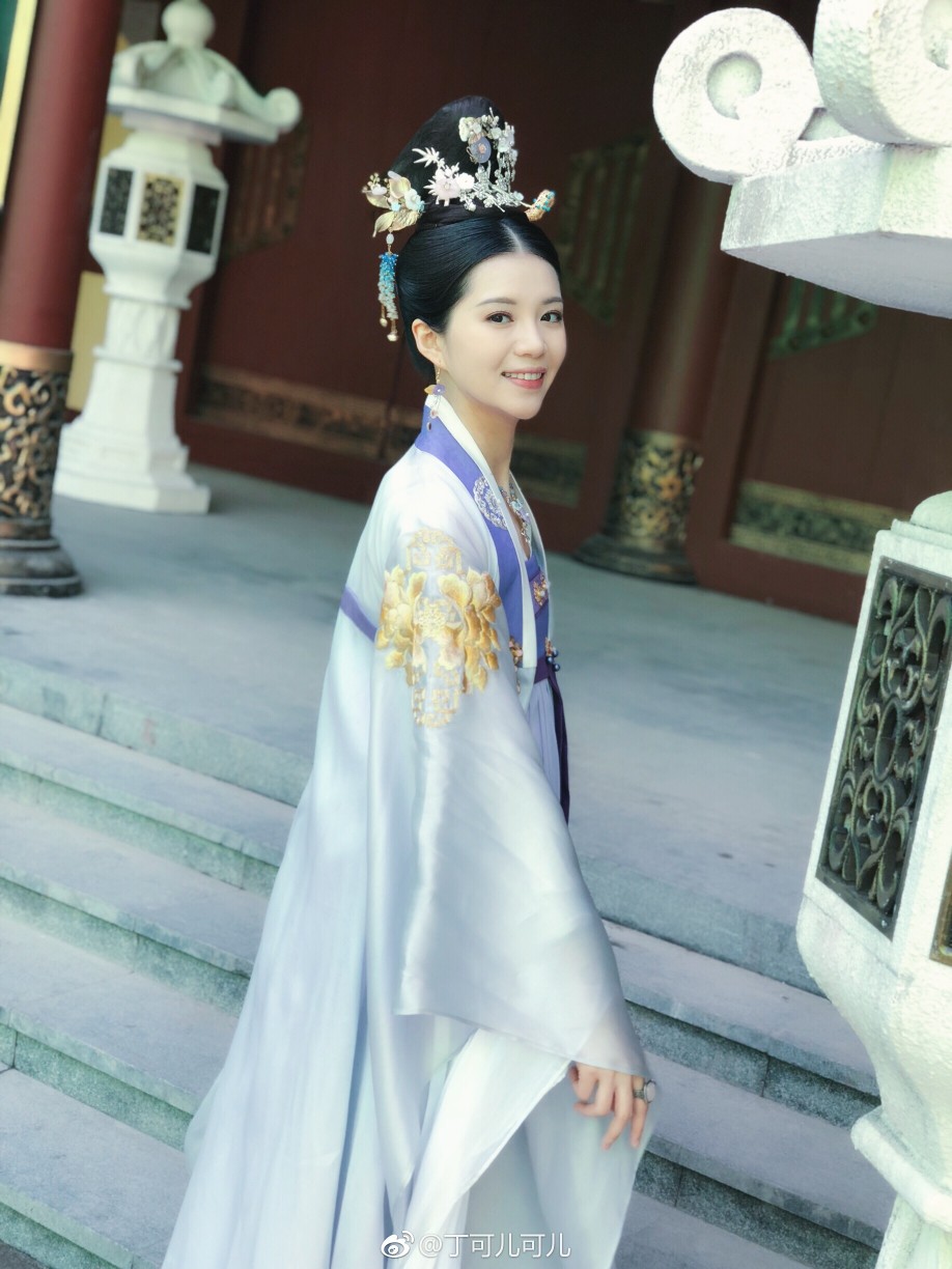 唐砖 丁可儿 太子妃