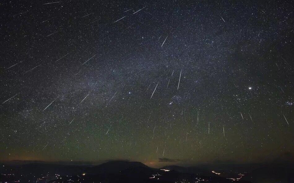 流星划过天际