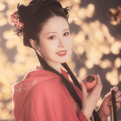 古风红衣女侠头像