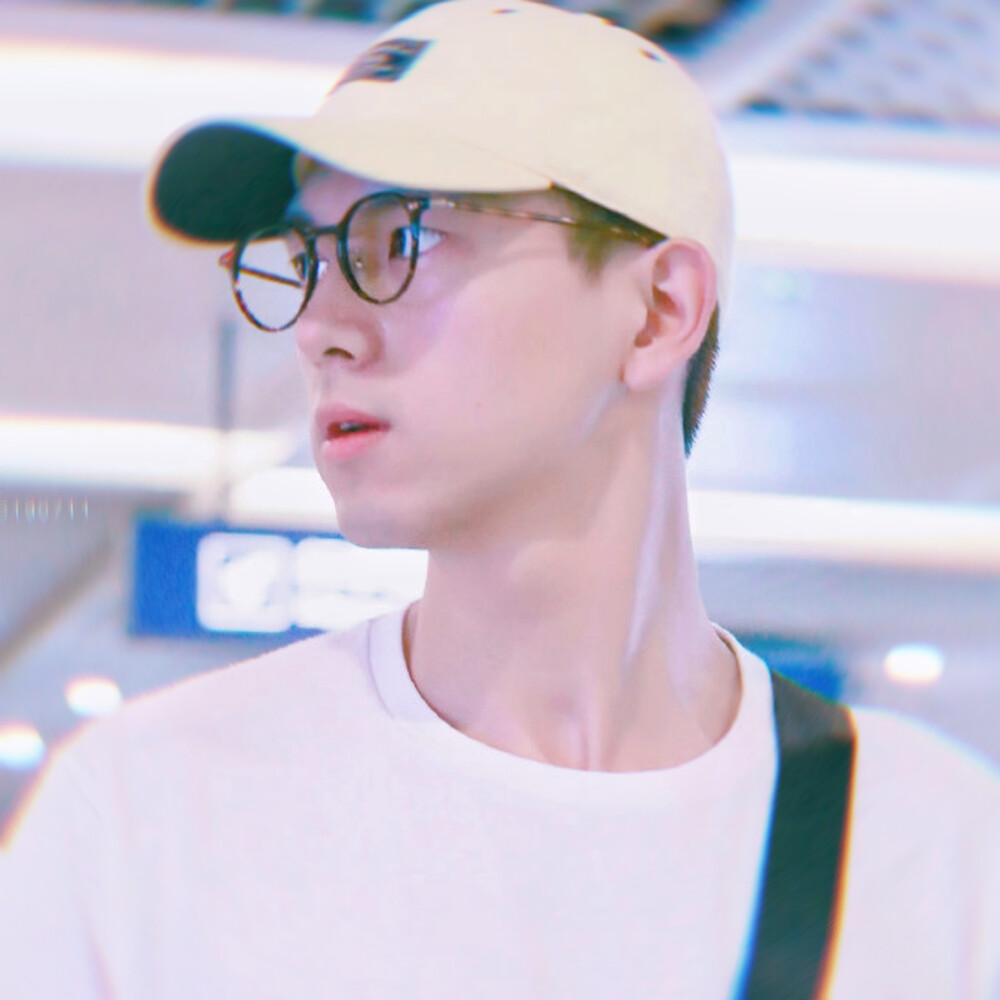 李现头像