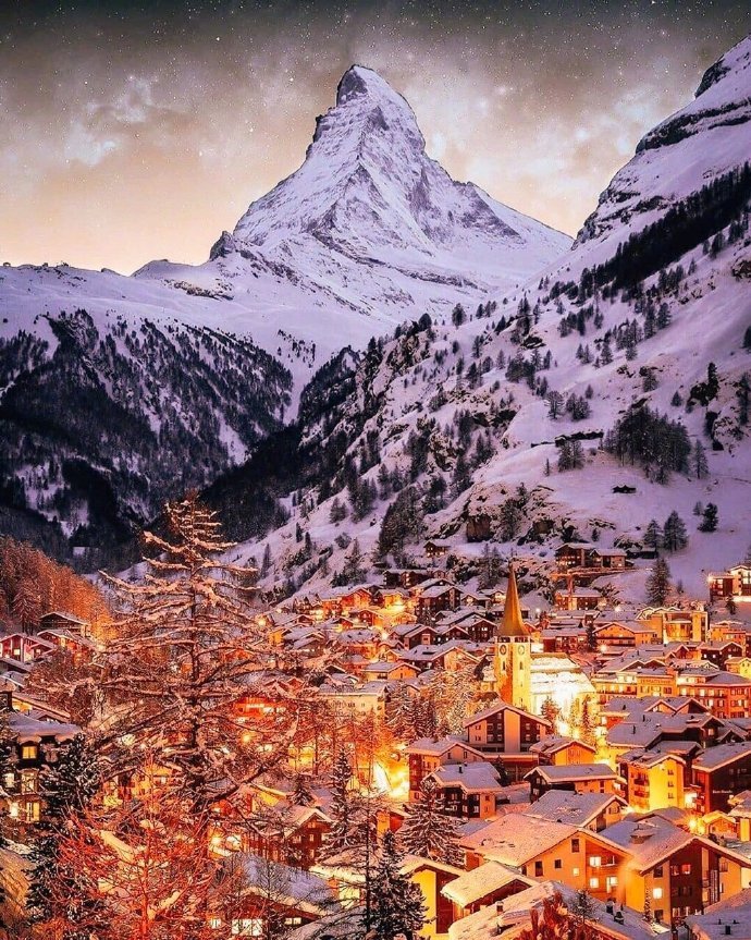冬夜的瑞士,纯净又温暖,童话世界般美好.